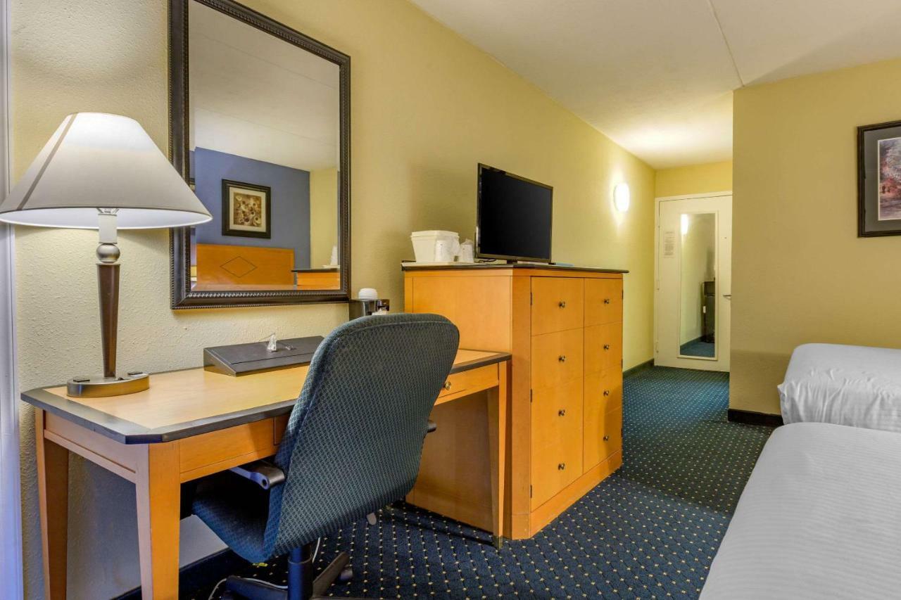 Aire Hotel Lebanon Hershey Экстерьер фото