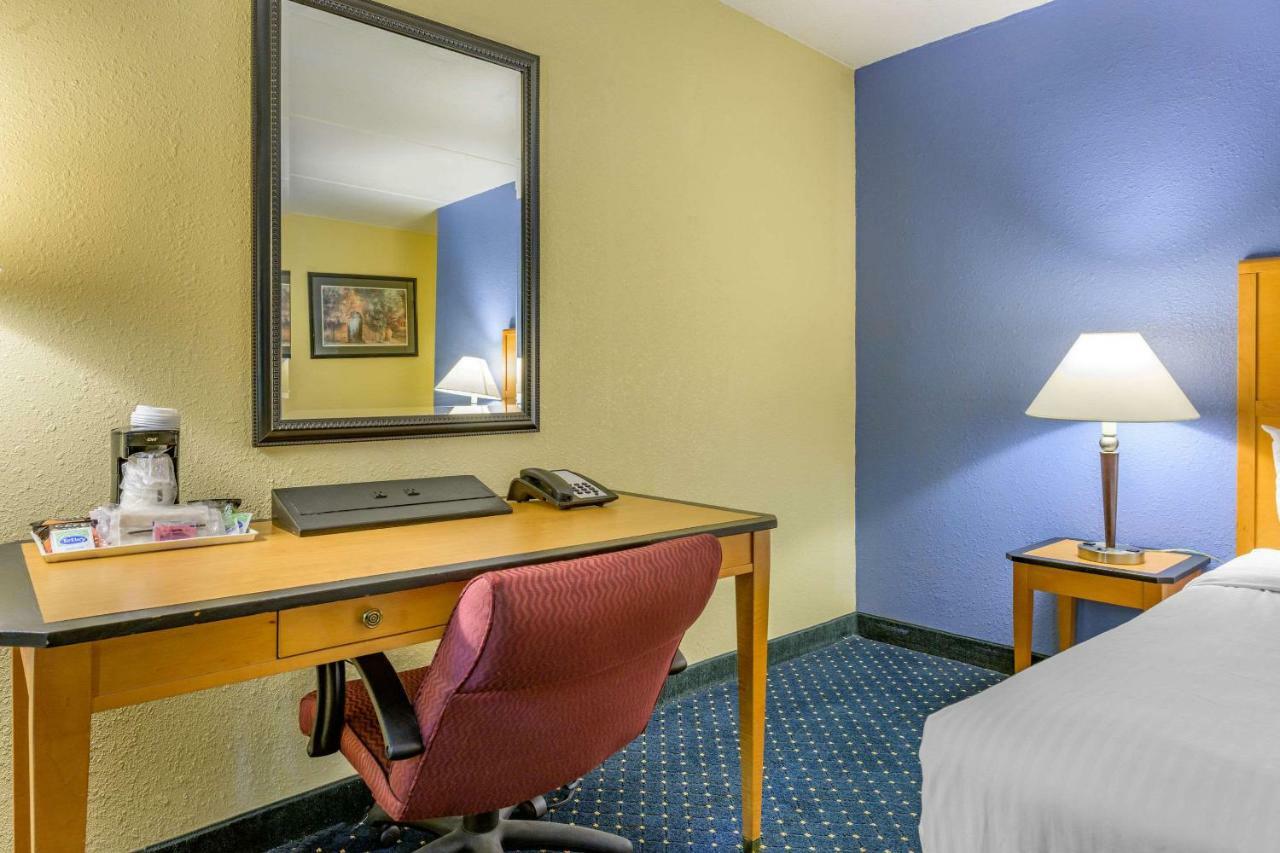 Aire Hotel Lebanon Hershey Экстерьер фото