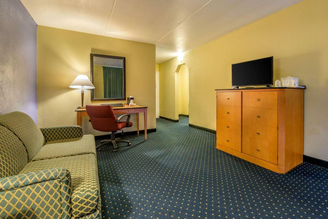 Aire Hotel Lebanon Hershey Экстерьер фото