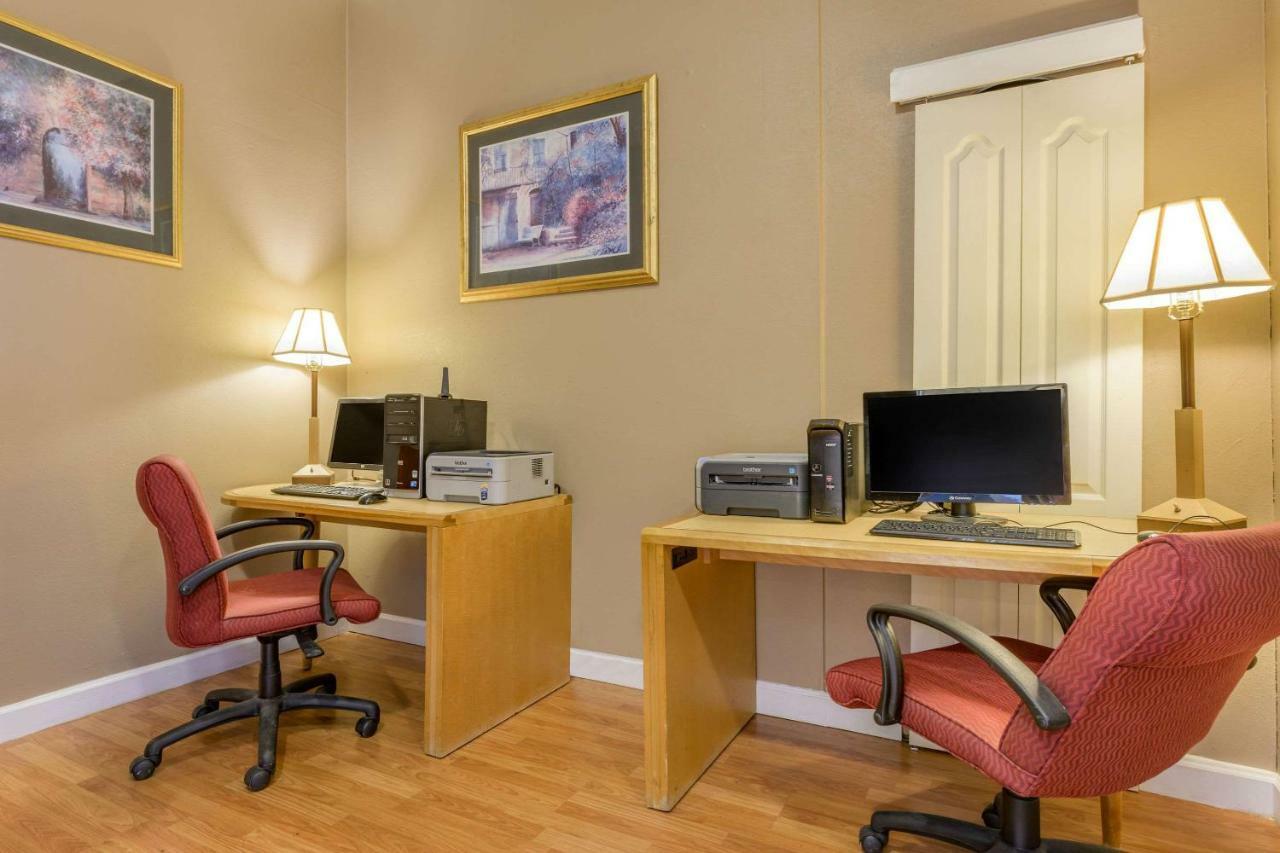 Aire Hotel Lebanon Hershey Экстерьер фото